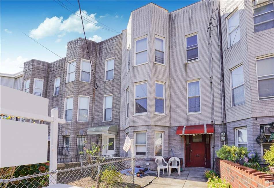 1122 39th Street, Brooklyn, New York 11218, 7 Bedrooms Bedrooms, ,3 BathroomsBathrooms,Residential,For Sale,39th,486653