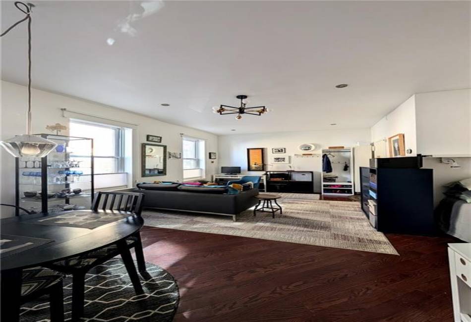 10104 4th Avenue, Brooklyn, New York 11209, 1 Bedroom Bedrooms, ,1 BathroomBathrooms,Residential,For Sale,4th,486709