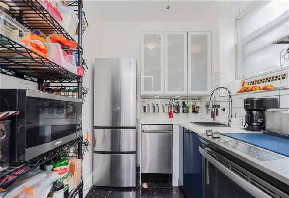 10104 4th Avenue, Brooklyn, New York 11209, 1 Bedroom Bedrooms, ,1 BathroomBathrooms,Residential,For Sale,4th,486709