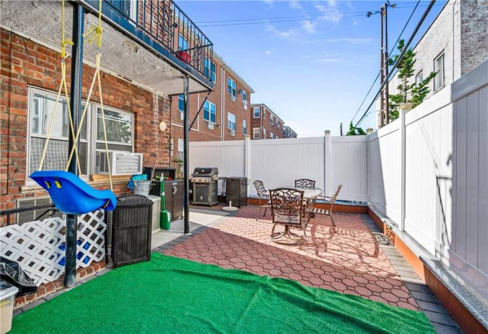 46 Bay 37th Street, Brooklyn, New York 11214, 9 Bedrooms Bedrooms, ,5 BathroomsBathrooms,Residential,For Sale,Bay 37th,486675