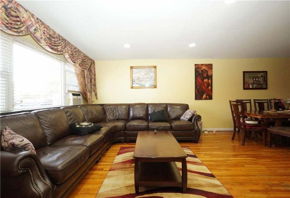 1858 84th Street, Brooklyn, New York 11214, 8 Bedrooms Bedrooms, ,3 BathroomsBathrooms,Residential,For Sale,84th,486736