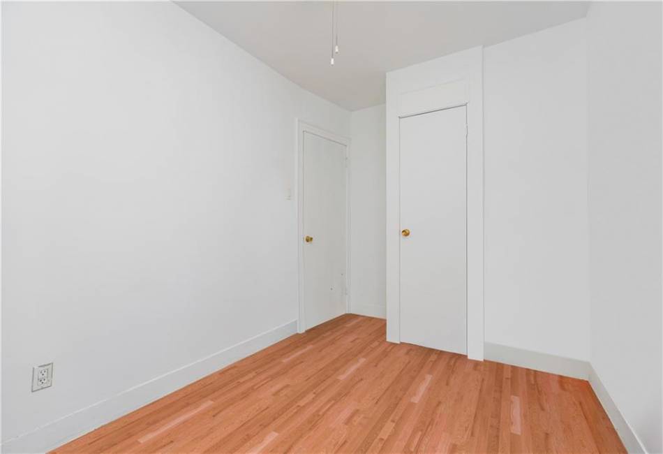 4407 4th Avenue, Brooklyn, New York 11220, 2 Bedrooms Bedrooms, ,1 BathroomBathrooms,Residential,For Sale,4th,486745