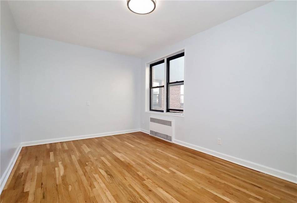 3025 Ocean Avenue, Brooklyn, New York 11235, 2 Bedrooms Bedrooms, ,1 BathroomBathrooms,Residential,For Sale,Ocean,486737