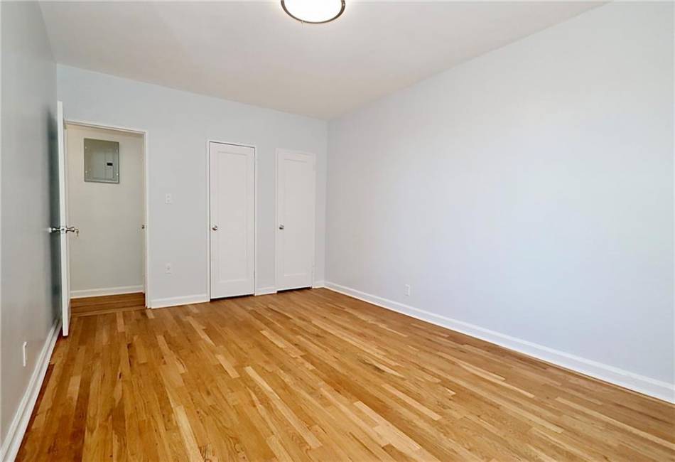 3025 Ocean Avenue, Brooklyn, New York 11235, 2 Bedrooms Bedrooms, ,1 BathroomBathrooms,Residential,For Sale,Ocean,486737