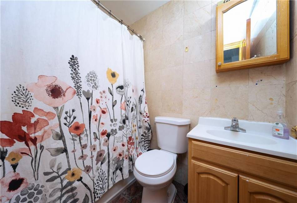 2265 7th Street, Brooklyn, New York 11223, 2 Bedrooms Bedrooms, ,2 BathroomsBathrooms,Residential,For Sale,7th,486749