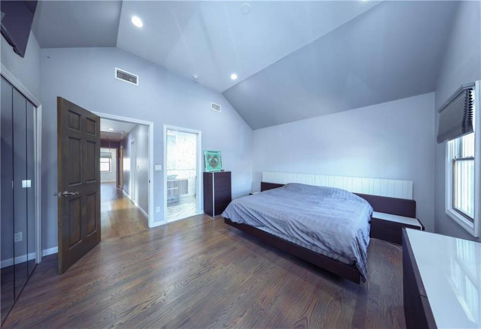 2127 Kimball Street, Brooklyn, New York 11234, 3 Bedrooms Bedrooms, ,4 BathroomsBathrooms,Residential,For Sale,Kimball,486781