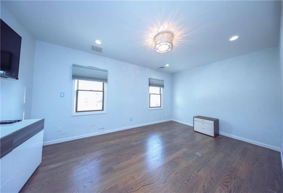 2127 Kimball Street, Brooklyn, New York 11234, 3 Bedrooms Bedrooms, ,4 BathroomsBathrooms,Residential,For Sale,Kimball,486781