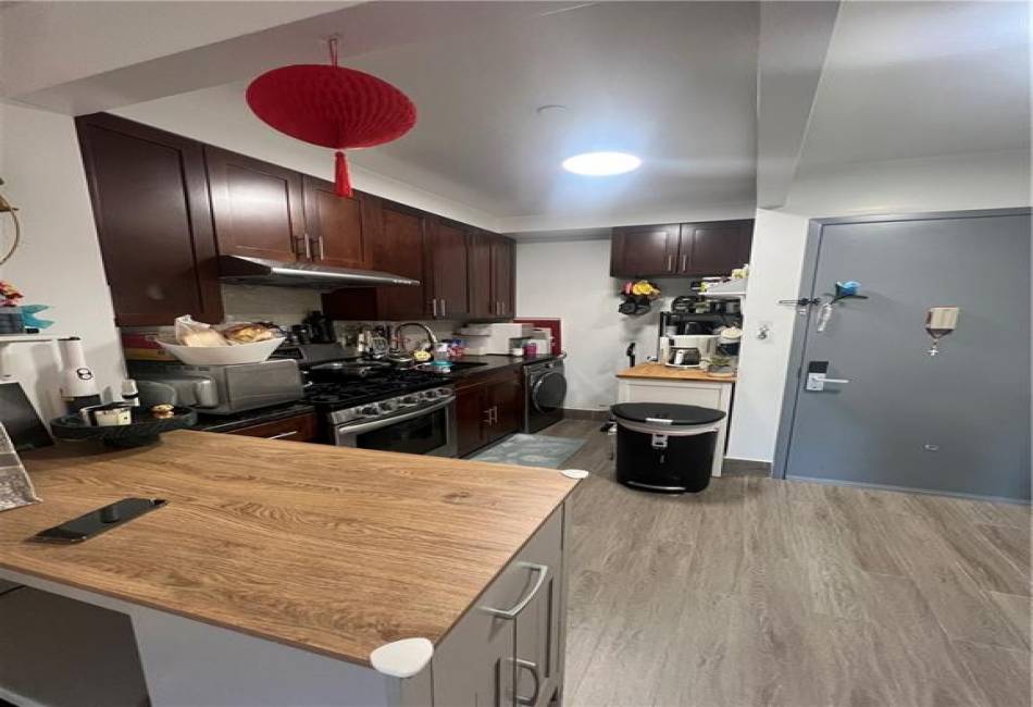 3929 New Utrecht Avenue, Brooklyn, New York 11219, 1 Bedroom Bedrooms, ,1 BathroomBathrooms,Residential,For Sale,New Utrecht,486720