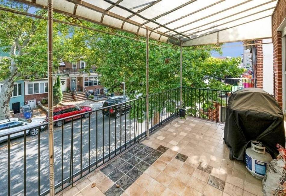 246 91st Street, Brooklyn, New York 11209, 8 Bedrooms Bedrooms, ,3 BathroomsBathrooms,Residential,For Sale,91st,486806