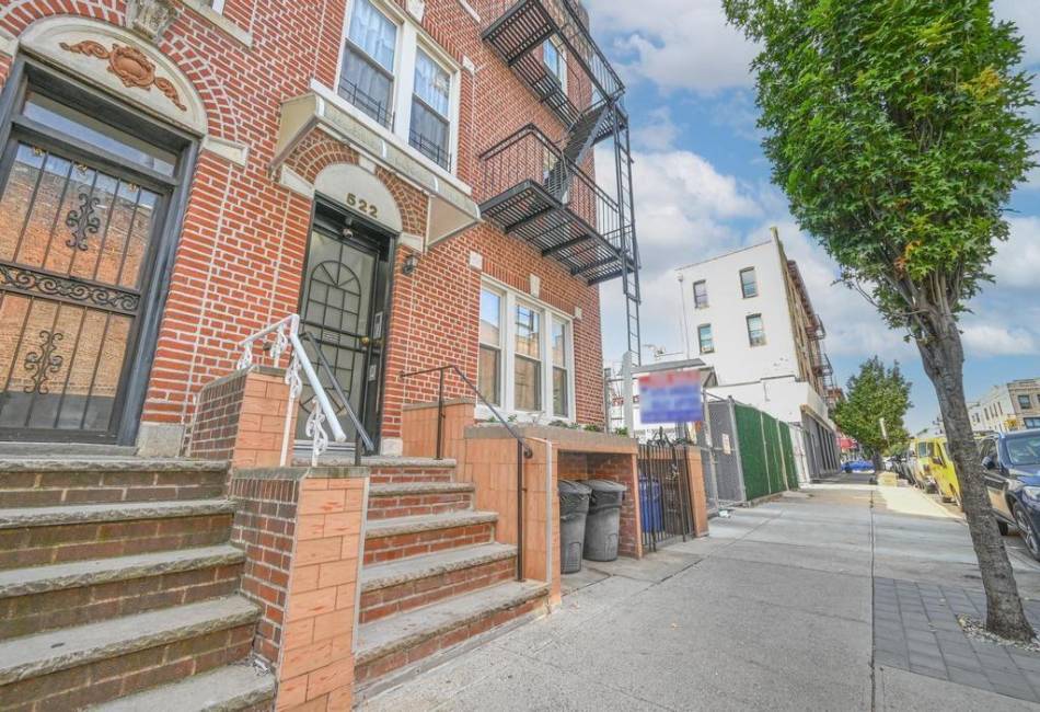 522 Bay Ridge Avenue, Brooklyn, New York 11220, 6 Bedrooms Bedrooms, ,6 BathroomsBathrooms,Residential,For Sale,Bay Ridge,486703