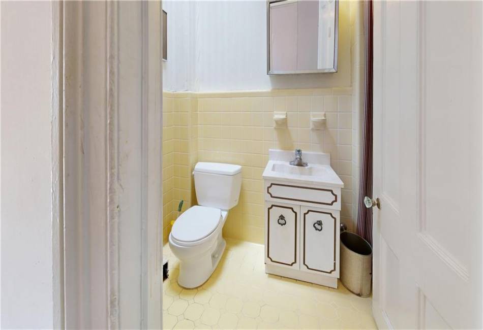 21 2nd Street, Brooklyn, New York 11231, 3 Bedrooms Bedrooms, ,2 BathroomsBathrooms,Residential,For Sale,2nd,486847