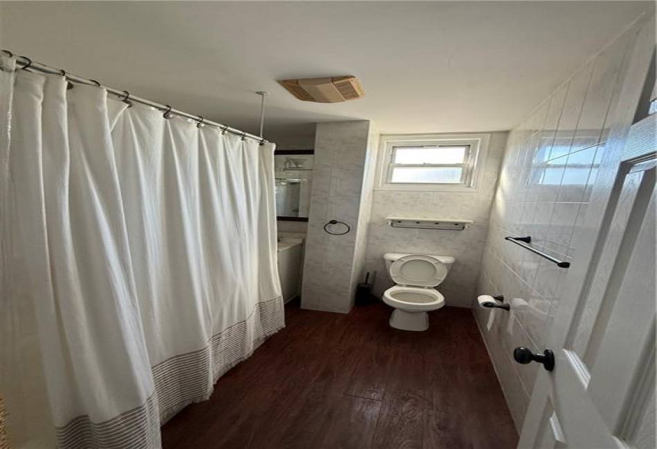 9512 89th Street, Ozone Park, New York 11416, 4 Bedrooms Bedrooms, ,2 BathroomsBathrooms,Residential,For Sale,89th,486852