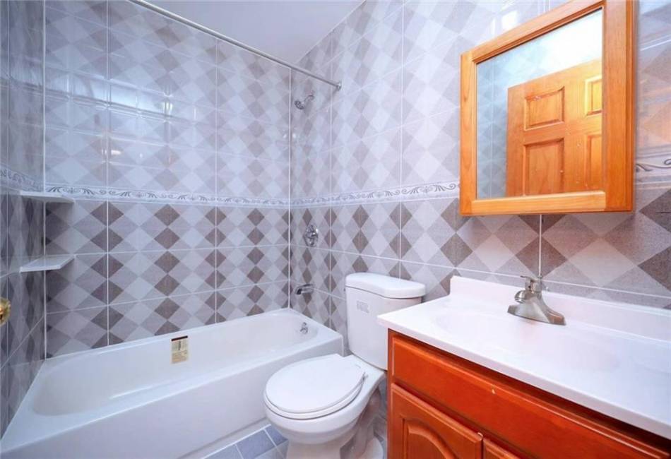 1270 64th Street, Brooklyn, New York 11219, 3 Bedrooms Bedrooms, ,2 BathroomsBathrooms,Residential,For Sale,64th,486855