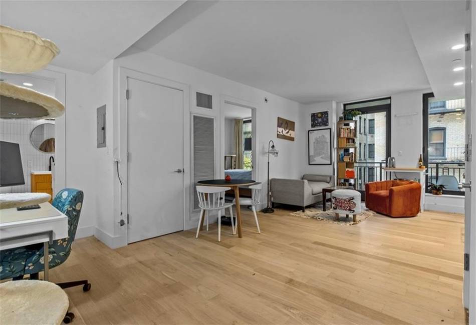 111 Montgomery Street, Brooklyn, New York 11225, 1 Bedroom Bedrooms, ,1 BathroomBathrooms,Residential,For Sale,Montgomery,486856