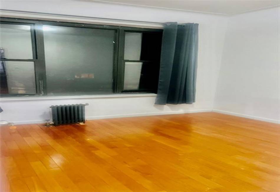 2164 12th Street, Brooklyn, New York 11223, 5 Bedrooms Bedrooms, ,2 BathroomsBathrooms,Rental,For Sale,12th,486857