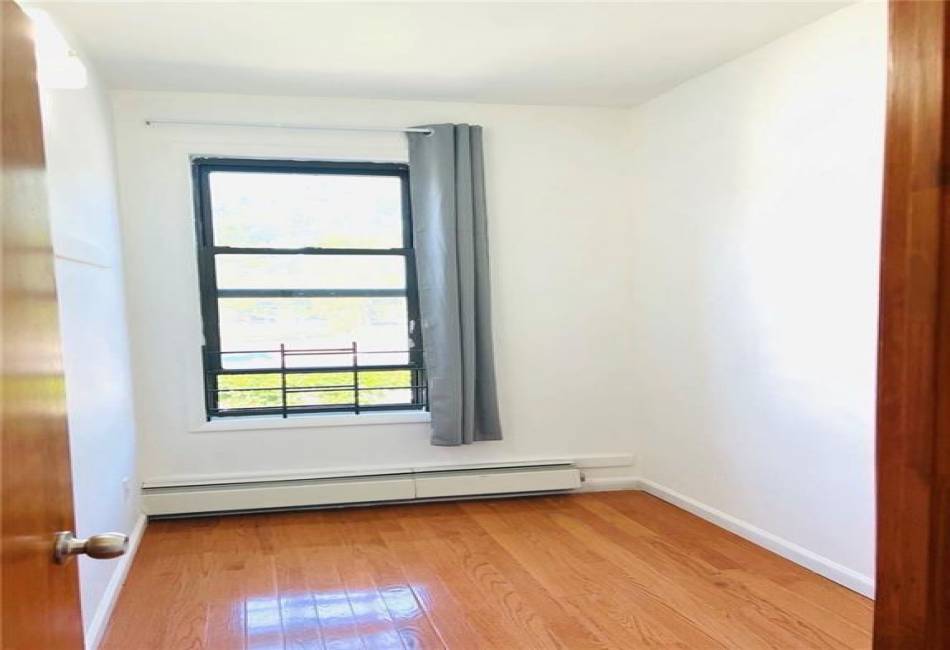 2164 12th Street, Brooklyn, New York 11223, 5 Bedrooms Bedrooms, ,2 BathroomsBathrooms,Rental,For Sale,12th,486857