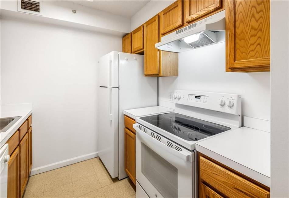 221 Beach 80th Street, Rockaway Beach, New York 11693, 1 Bedroom Bedrooms, ,1 BathroomBathrooms,Residential,For Sale,Beach 80th,486861