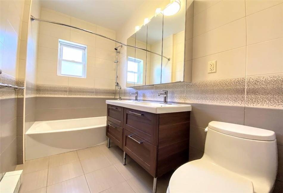 1768 5th Street, Brooklyn, New York 11223, 4 Bedrooms Bedrooms, ,3.5 BathroomsBathrooms,Residential,For Sale,5th,486879