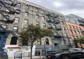 72 Richardson Street, Brooklyn, New York 11211, 2 Bedrooms Bedrooms, ,1 BathroomBathrooms,Residential,For Sale,Richardson,477940