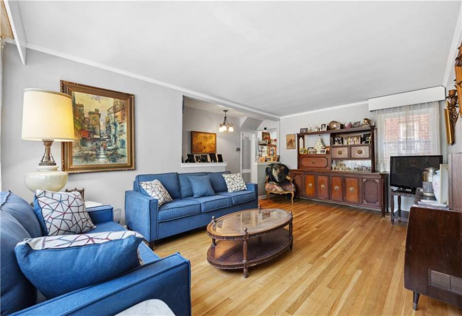 322 97th Street, Brooklyn, New York 11209, 5 Bedrooms Bedrooms, ,3 BathroomsBathrooms,Residential,For Sale,97th,486867