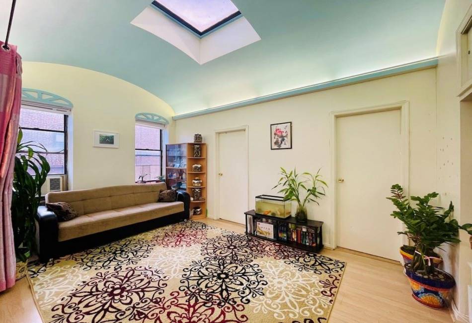 208 Bay 22nd Street, Brooklyn, New York 11214, 2 Bedrooms Bedrooms, ,1 BathroomBathrooms,Residential,For Sale,Bay 22nd,486909