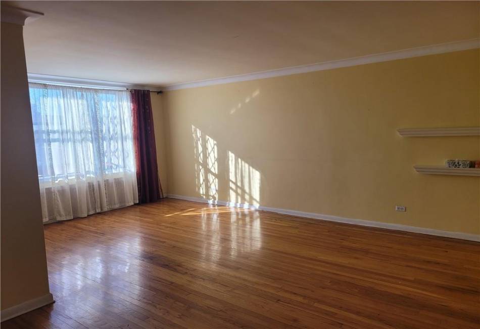 3060 Ocean Avenue, Brooklyn, New York 11235, 1 Bedroom Bedrooms, ,1 BathroomBathrooms,Residential,For Sale,Ocean,486927