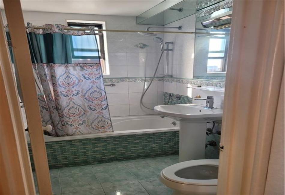 3060 Ocean Avenue, Brooklyn, New York 11235, 1 Bedroom Bedrooms, ,1 BathroomBathrooms,Residential,For Sale,Ocean,486927