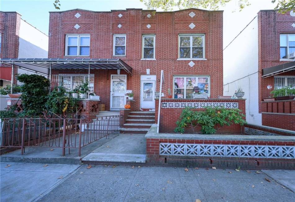 1469 Dahill Road, Brooklyn, New York 11204, 5 Bedrooms Bedrooms, ,Residential,For Sale,Dahill,486920