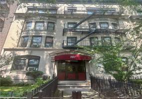 767 Eastern Parkway, Brooklyn, New York 11213, 2 Bedrooms Bedrooms, ,1 BathroomBathrooms,Residential,For Sale,Eastern,486931