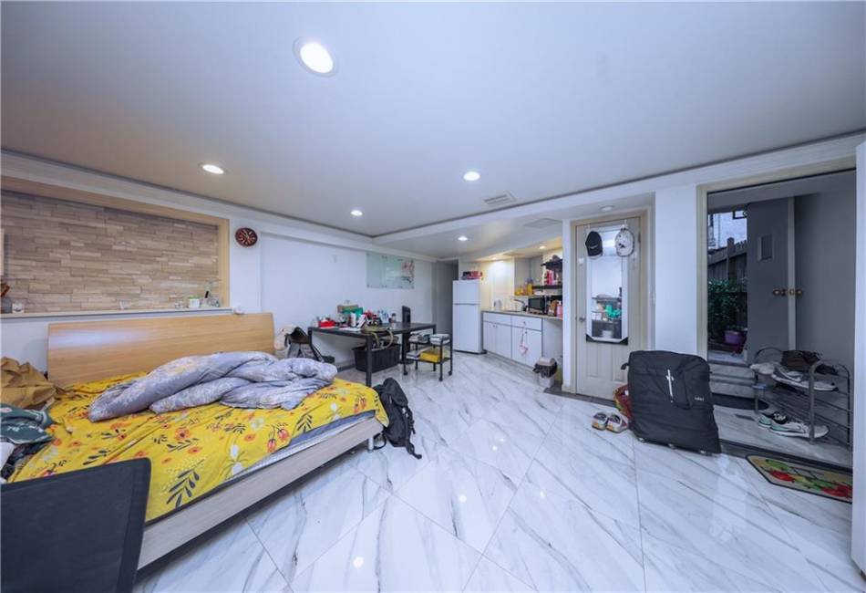 729 59th Street, Brooklyn, New York 11220, 11 Bedrooms Bedrooms, ,5 BathroomsBathrooms,Residential,For Sale,59th,486953