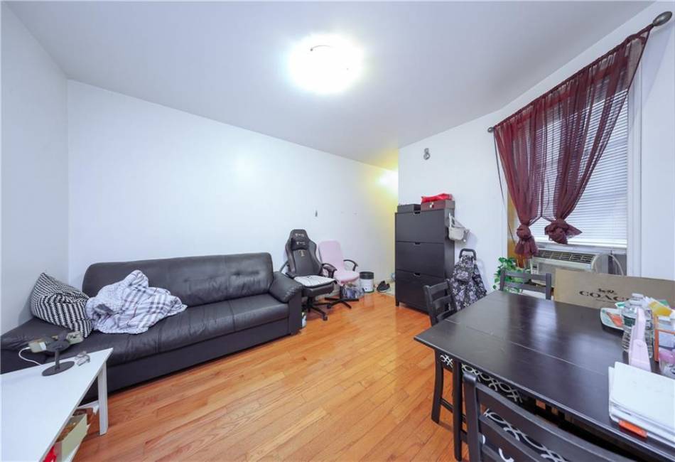 729 59th Street, Brooklyn, New York 11220, 11 Bedrooms Bedrooms, ,5 BathroomsBathrooms,Residential,For Sale,59th,486953