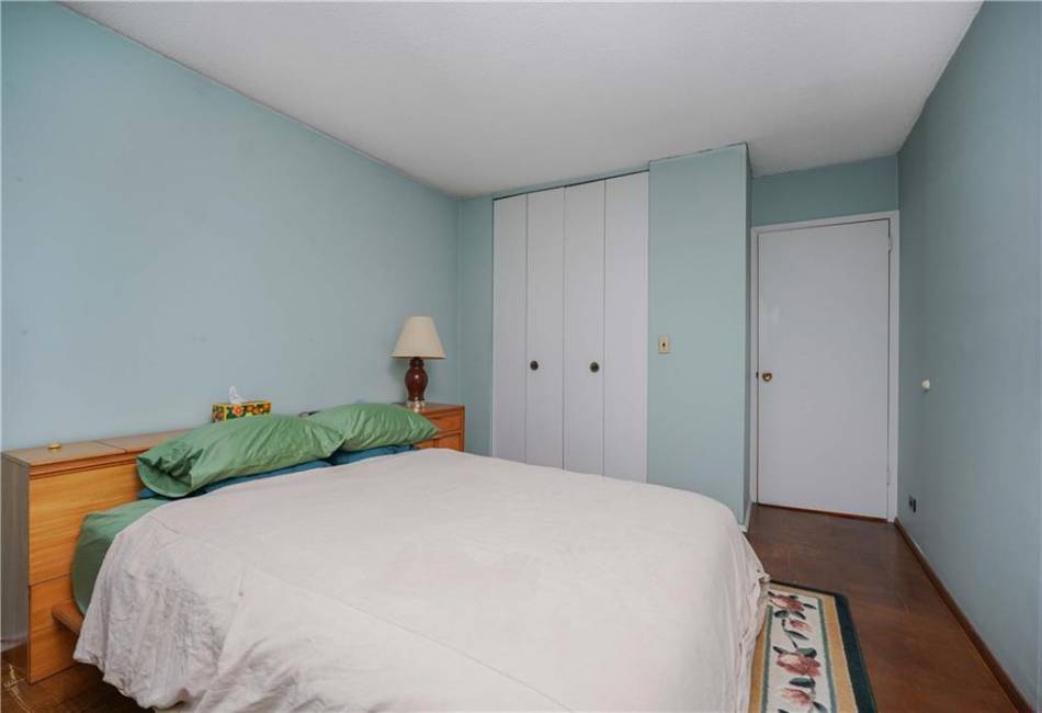 245 54th Street, Manhattan, New York 10022, 1 Bedroom Bedrooms, ,1 BathroomBathrooms,Residential,For Sale,54th,486955