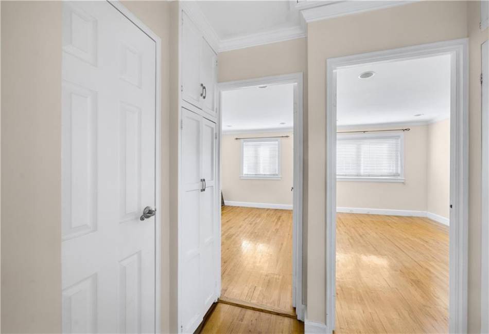 12 Paerdegat 13th Street, Brooklyn, New York 11236, 5 Bedrooms Bedrooms, ,3.5 BathroomsBathrooms,Residential,For Sale,Paerdegat 13th,486957