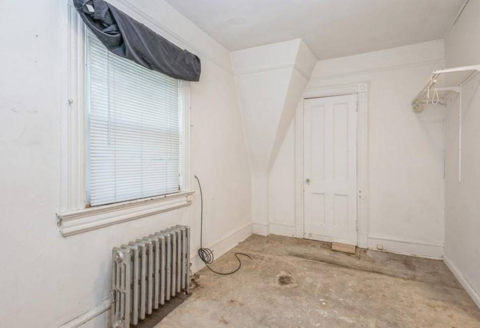 264 84th Street, Brooklyn, New York 11209, 7 Bedrooms Bedrooms, ,3 BathroomsBathrooms,Residential,For Sale,84th,486959