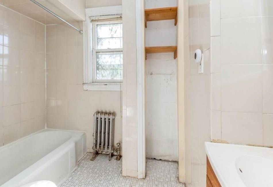 264 84th Street, Brooklyn, New York 11209, 7 Bedrooms Bedrooms, ,3 BathroomsBathrooms,Residential,For Sale,84th,486959