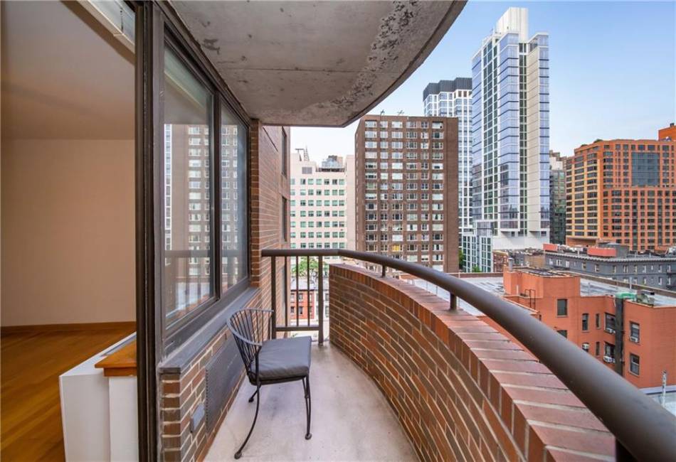 157 32nd Street, Manhattan, New York 10016, 2 Bedrooms Bedrooms, ,2 BathroomsBathrooms,Rental,For Sale,32nd,486956