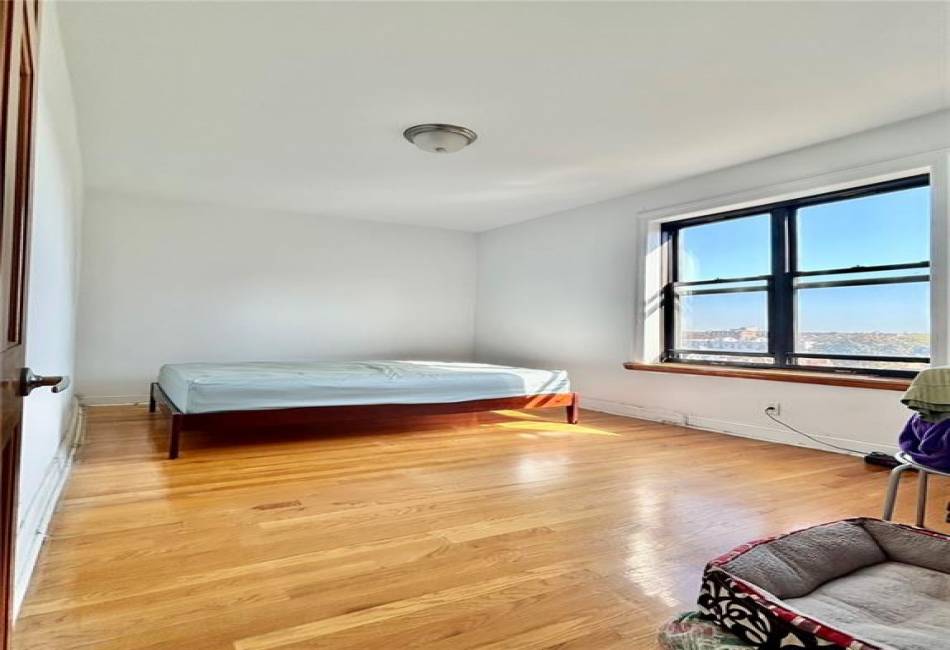 8814 Bay Parkway, Brooklyn, New York 11214, 1 Bedroom Bedrooms, ,1 BathroomBathrooms,Residential,For Sale,Bay,486962