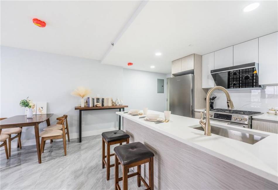 811 45th Street, Brooklyn, New York 11220, 1 Bedroom Bedrooms, ,1 BathroomBathrooms,Residential,For Sale,45th,486965