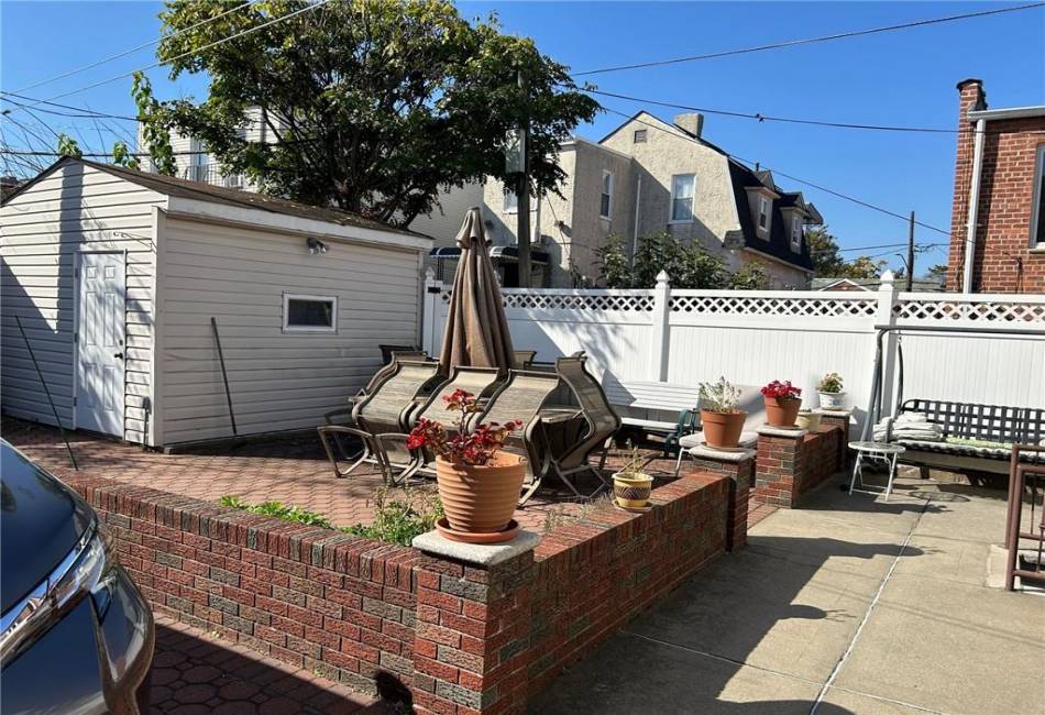 1536 Bath Avenue, Brooklyn, New York 11228, 6 Bedrooms Bedrooms, ,4 BathroomsBathrooms,Residential,For Sale,Bath,486981