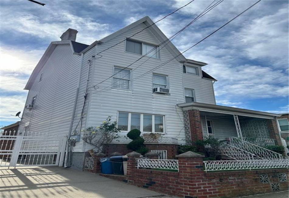 1536 Bath Avenue, Brooklyn, New York 11228, 6 Bedrooms Bedrooms, ,4 BathroomsBathrooms,Residential,For Sale,Bath,486981