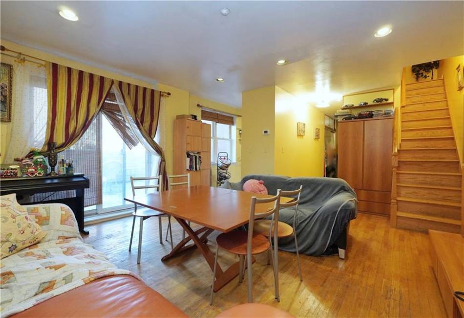 1460 5th Street, Brooklyn, New York 11204, 2 Bedrooms Bedrooms, ,2 BathroomsBathrooms,Residential,For Sale,5th,486983