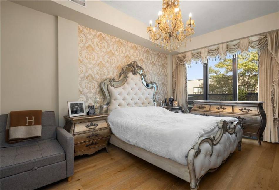 104 End Avenue, Brooklyn, New York 11235, 2 Bedrooms Bedrooms, ,2 BathroomsBathrooms,Residential,For Sale,End,486987