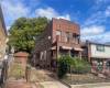 23 Seeley Street, Brooklyn, New York 11218, 5 Bedrooms Bedrooms, ,Residential,For Sale,Seeley,486995