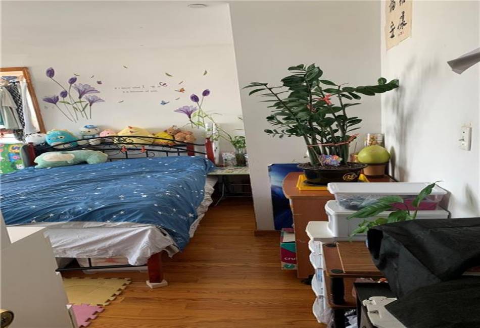 5008 7th Avenue, Brooklyn, New York 11220, 2 Bedrooms Bedrooms, ,2 BathroomsBathrooms,Residential,For Sale,7th,486980