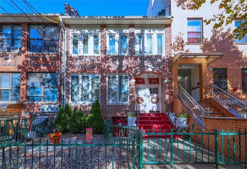 863 54th Street, Brooklyn, New York 11220, 5 Bedrooms Bedrooms, ,2 BathroomsBathrooms,Residential,For Sale,54th,486998