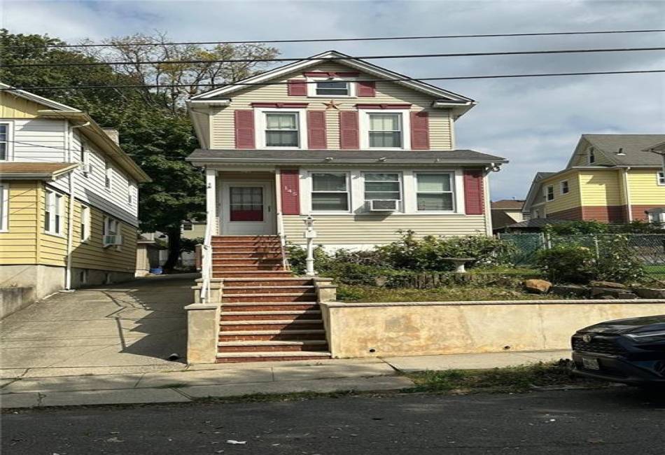 145 Roe Street, Staten Island, New York 10310, 3 Bedrooms Bedrooms, ,2 BathroomsBathrooms,Residential,For Sale,Roe,486999