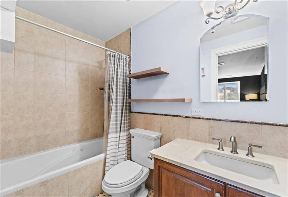 155 Bay Street, Staten Island, New York 10301, 2 Bedrooms Bedrooms, ,2 BathroomsBathrooms,Residential,For Sale,Bay,487005