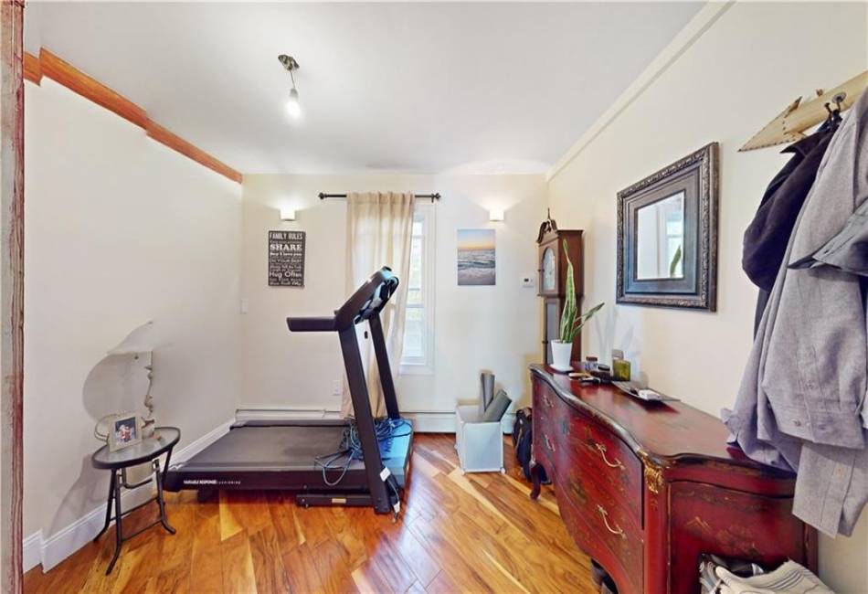 28 Knight Court, Brooklyn, New York 11229, 3 Bedrooms Bedrooms, ,2 BathroomsBathrooms,Residential,For Sale,Knight,487001