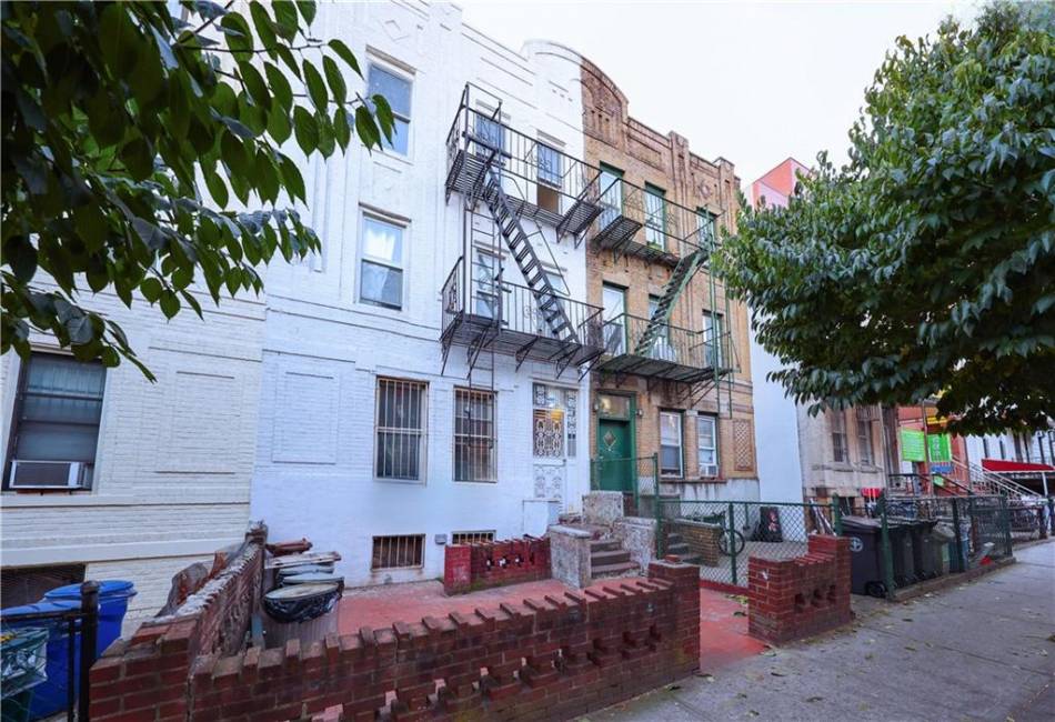 730 59th Street, Brooklyn, New York 11220, 11 Bedrooms Bedrooms, ,6 BathroomsBathrooms,Residential,For Sale,59th,487011