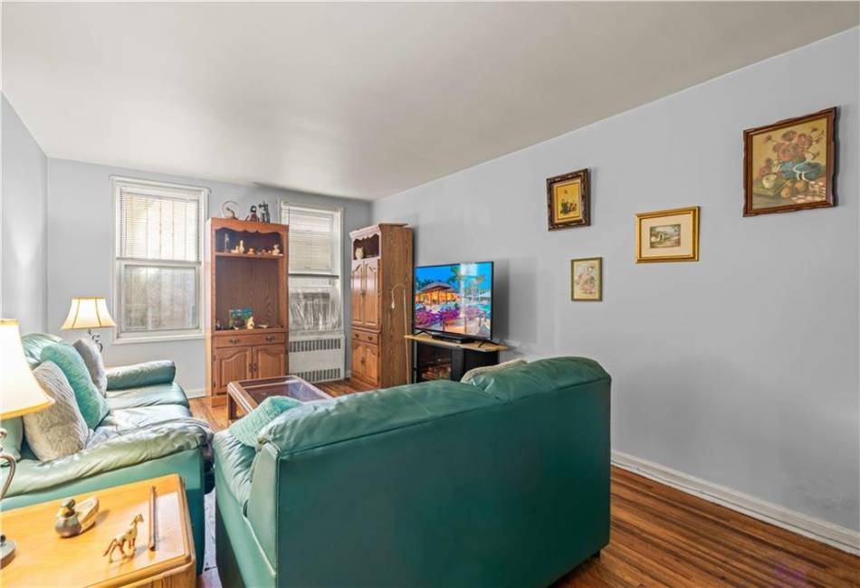 243 McDonald Avenue, Brooklyn, New York 11218, 2 Bedrooms Bedrooms, ,1 BathroomBathrooms,Residential,For Sale,McDonald,487017